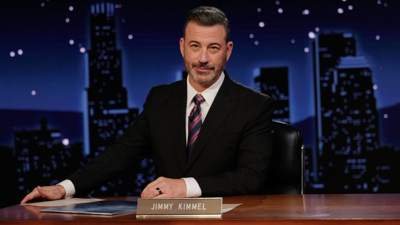 White Houses raises pressure for Kimmel to be sacked over Melania joke